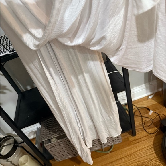 BECCA White Maxi Dress with Elegant Flow size small - Picture 5 of 7